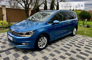 Микровэн Volkswagen Touran 2016 в Мукачево