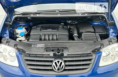 Volkswagen Touran 2003