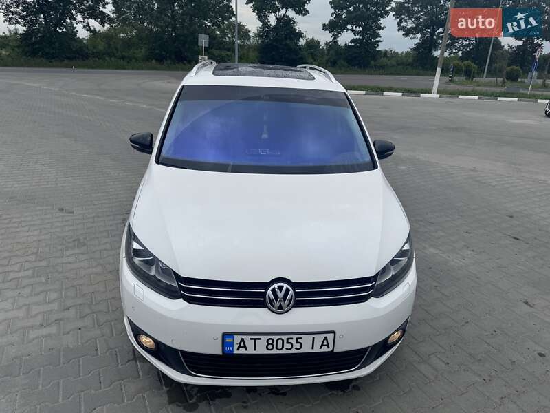 Микровэн Volkswagen Touran 2011 в Снятине