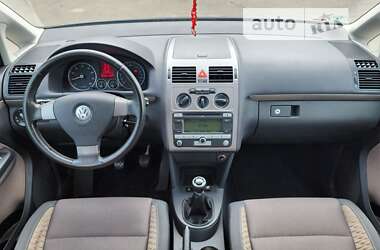 Минивэн Volkswagen Touran 2008 в Полтаве