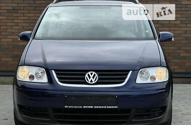 Минивэн Volkswagen Touran 2006 в Виннице