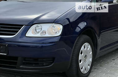 Минивэн Volkswagen Touran 2006 в Виннице