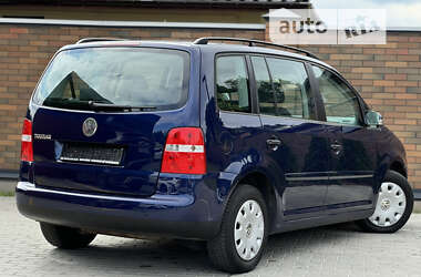 Минивэн Volkswagen Touran 2006 в Виннице