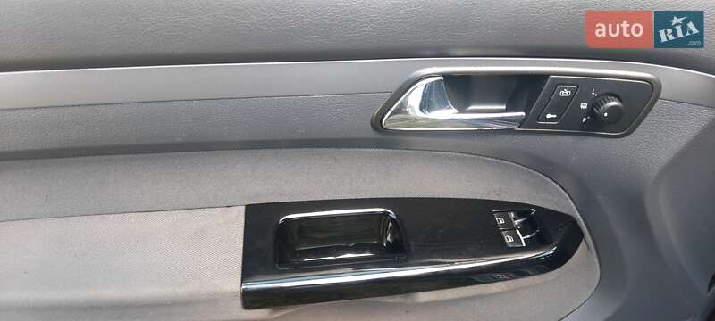 Минивэн Volkswagen Touran 2005 в Харькове