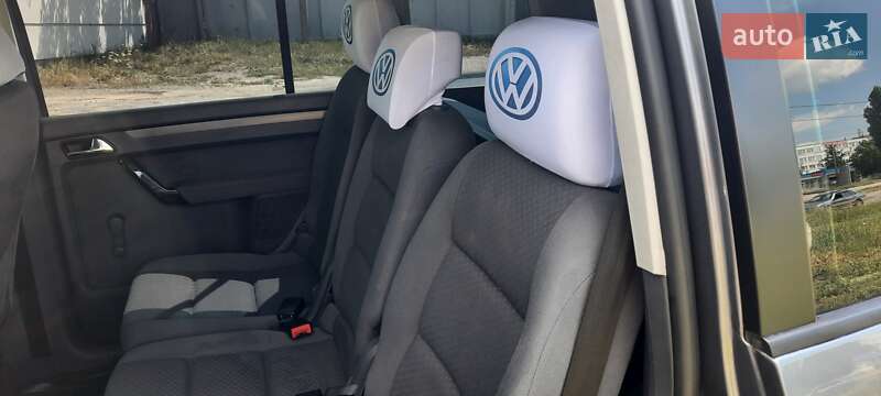 Минивэн Volkswagen Touran 2005 в Харькове