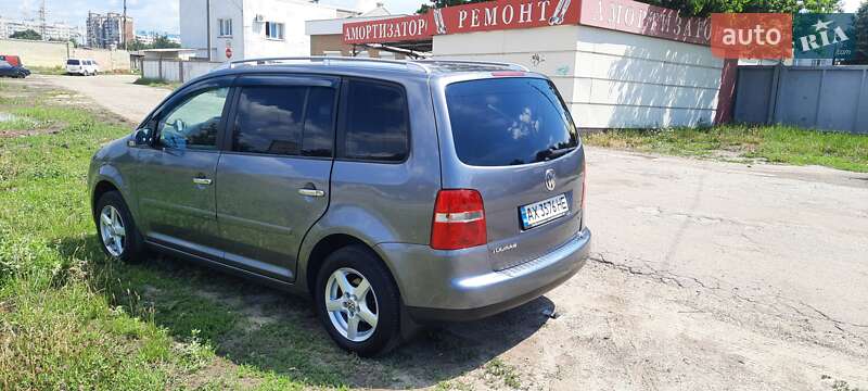 Минивэн Volkswagen Touran 2005 в Харькове