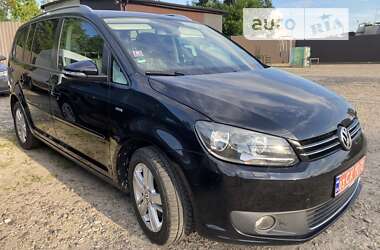 Микровэн Volkswagen Touran 2013 в Нововолынске