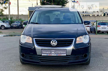 Минивэн Volkswagen Touran 2007 в Киеве