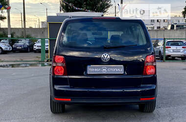 Минивэн Volkswagen Touran 2007 в Киеве