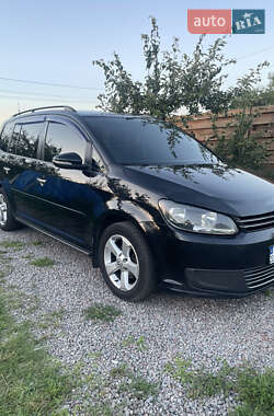 Минивэн Volkswagen Touran 2012 в 