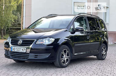 Мінівен Volkswagen Touran 2009 в Вінниці