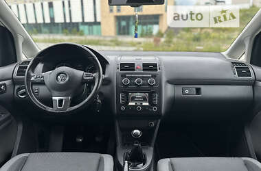 Мінівен Volkswagen Touran 2012 в Хмельницькому