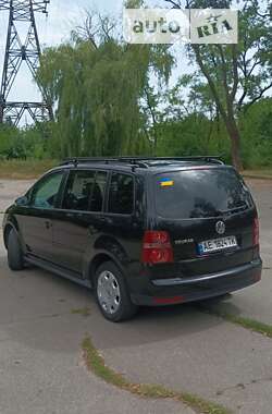 Мінівен Volkswagen Touran 2007 в Кривому Розі