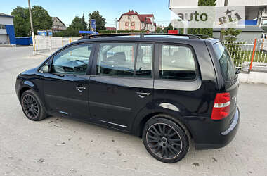 Мінівен Volkswagen Touran 2003 в Бучачі