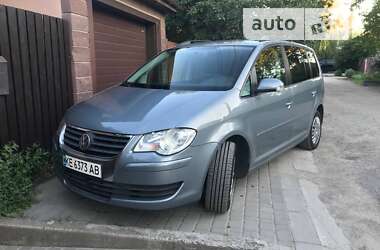 Мінівен Volkswagen Touran 2007 в Дніпрі