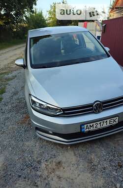 Микровэн Volkswagen Touran 2016 в Звягеле