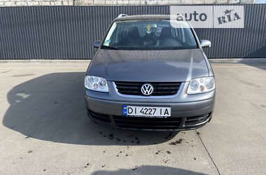 Минивэн Volkswagen Touran 2006 в Днепре