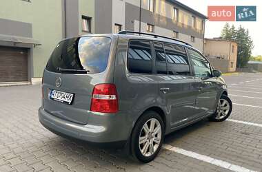 Минивэн Volkswagen Touran 2005 в Ивано-Франковске