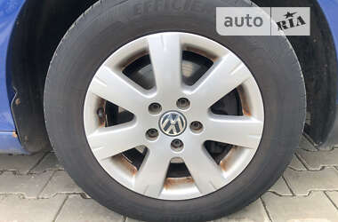 Минивэн Volkswagen Touran 2005 в Луцке