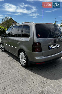 Мінівен Volkswagen Touran 2007 в 