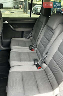 Мінівен Volkswagen Touran 2007 в 