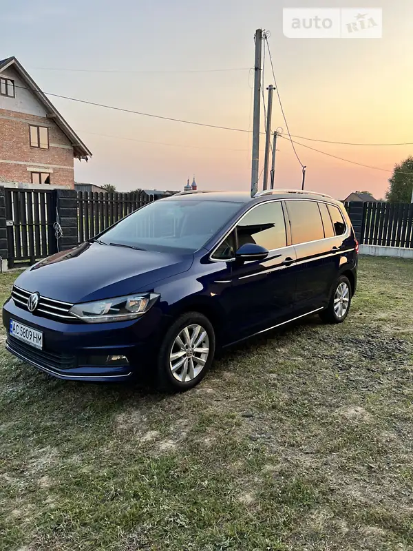 Volkswagen Touran