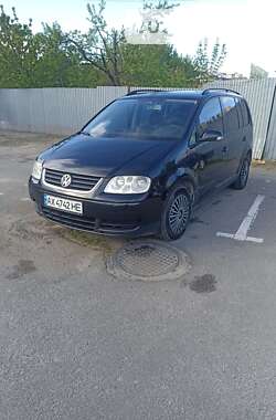 Мінівен Volkswagen Touran 2006 в Харкові