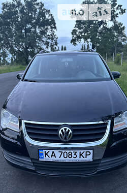 Мінівен Volkswagen Touran 2007 в Києві