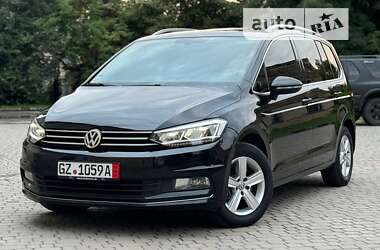 Микровэн Volkswagen Touran 2016 в Самборе