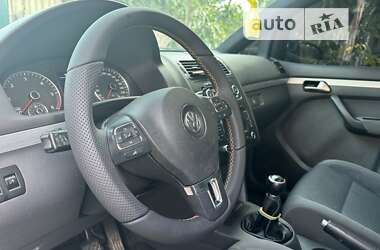 Микровэн Volkswagen Touran 2011 в Снятине