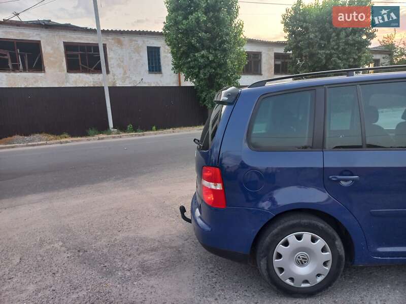 Минивэн Volkswagen Touran 2005 в Николаеве фото 11 Минивэн Volkswagen Touran 2005 в Николаеве