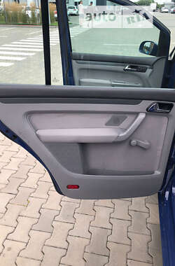 Минивэн Volkswagen Touran 2005 в Луцке