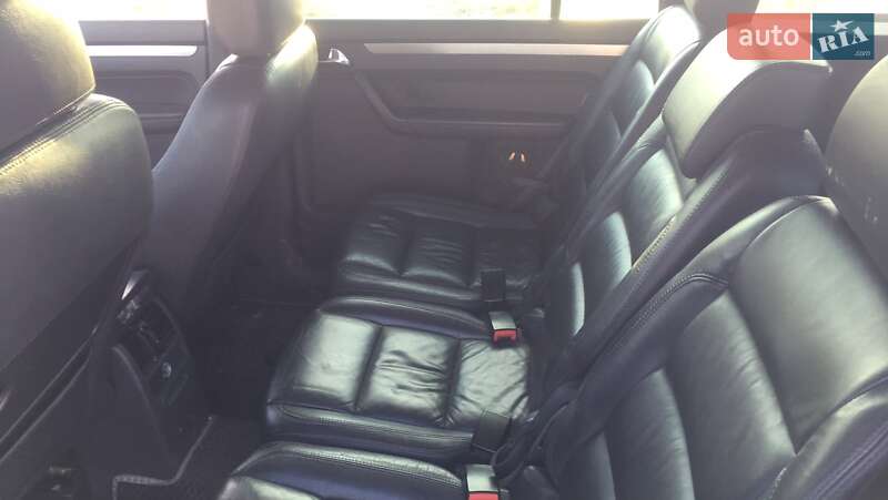 Минивэн Volkswagen Touran 2004 в Одессе