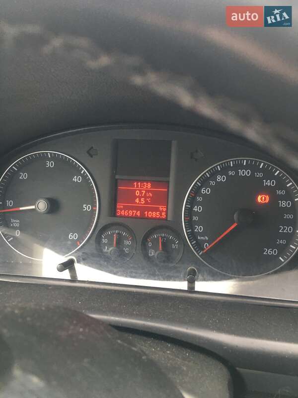 Минивэн Volkswagen Touran 2004 в Одессе