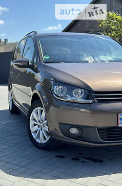 Минивэн Volkswagen Touran 2012 в Ровно