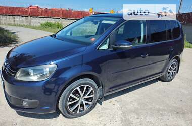 Минивэн Volkswagen Touran 2012 в Нетешине