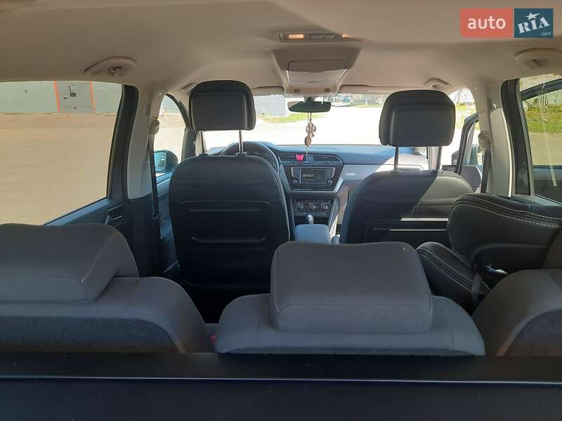 Мікровен Volkswagen Touran 2017 в Коростені