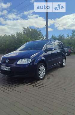 Мінівен Volkswagen Touran 2003 в Охтирці