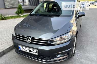 Микровэн Volkswagen Touran 2017 в Тростянце