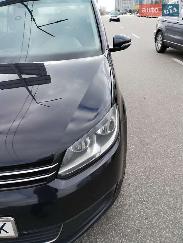 Минивэн Volkswagen Touran 2013 в Киеве