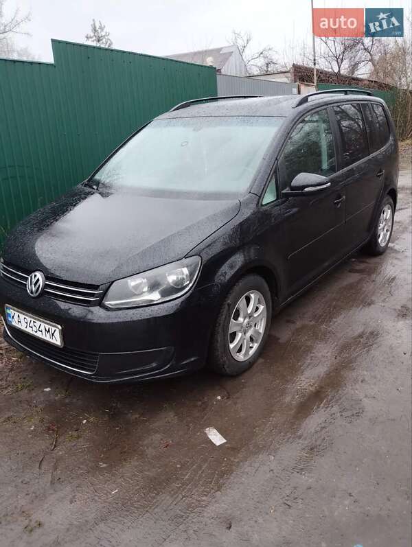 Минивэн Volkswagen Touran 2013 в Киеве
