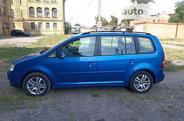 Мінівен Volkswagen Touran 2005 в Лубнах