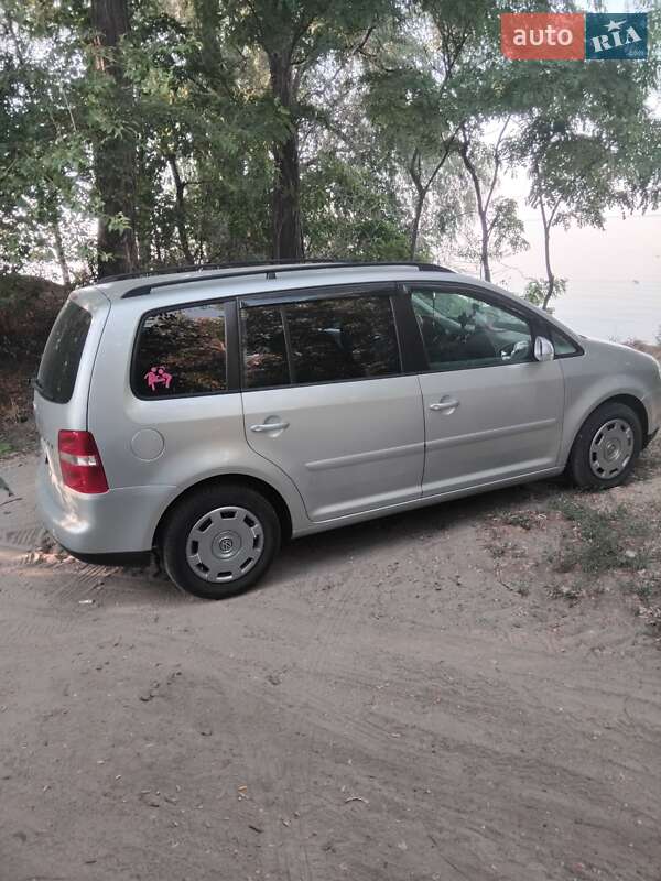Volkswagen Touran 2005