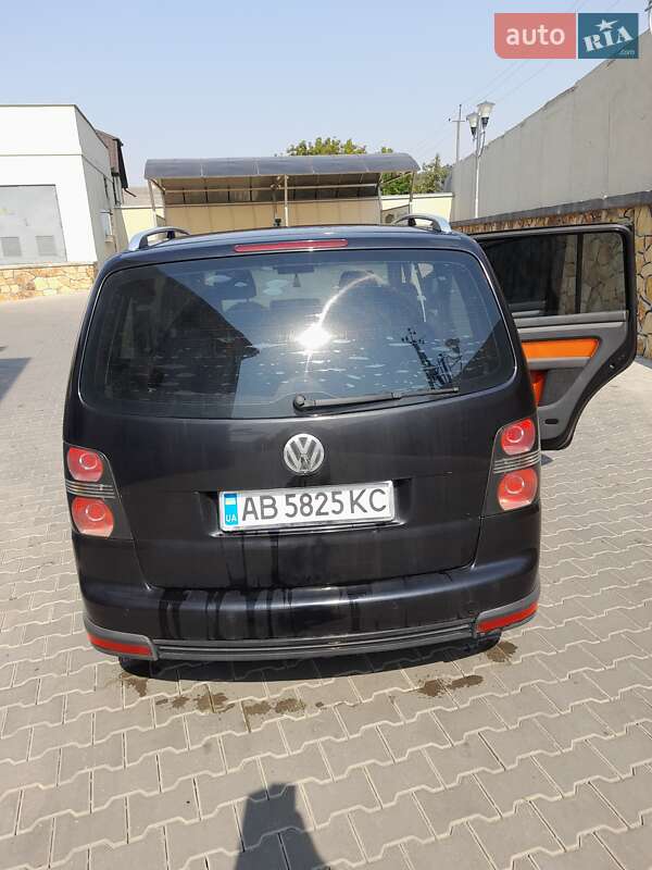 Мінівен Volkswagen Touran 2007 в Могилів-Подільському