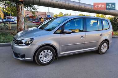 Мінівен Volkswagen Touran 2011 в Дніпрі