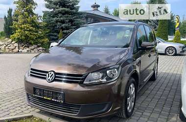 Минивэн Volkswagen Touran 2010 в Чернигове