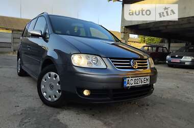 Минивэн Volkswagen Touran 2003 в Владимир-Волынском