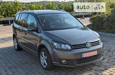 Мінівен Volkswagen Touran 2011 в Рівному