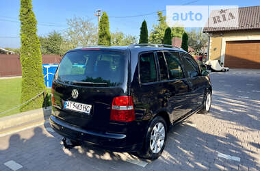 Мінівен Volkswagen Touran 2003 в Косові