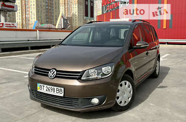 Мінівен Volkswagen Touran 2013 в Києві